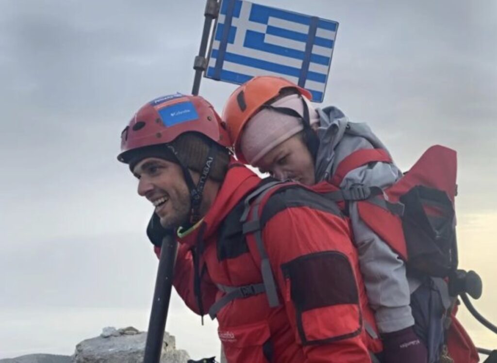 Έλληνας αθλητής κάνει το όνειρο ενός νεαρού κοριτσιού που σχετίζεται με το αναπηρικό αμαξίδιο πραγματικότητα: Δεν θα πιστεύετε τι έκανε