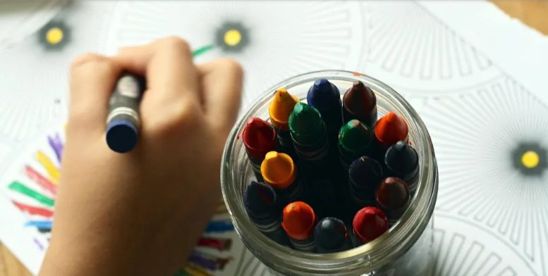 Είμαι μια 27χρονη χήρα με τρία παιδιά, που προσπαθώ να τα βγάλω πέρα δουλεύοντας σε δύο δουλειές.