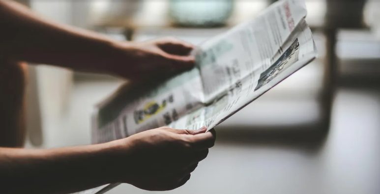 Όταν η Αμάντα ανακαλύπτει ότι ο πατέρας της — ο άνθρωπος που την εγκατέλειψε ως μωρό — πρόκειται να παντρευτεί ξανά, η οργή της την οδηγεί σε σχέδιο εκδίκησης. Όμως η συνάντησή τους φέρνει στο φως ενοχές, πληγές και τελικά τη δύναμη της συγχώρεσης.