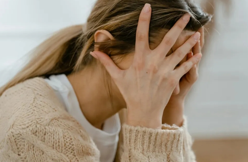 Τα παιδιά ζωγράφισαν έναν χάρτη θησαυρού του σπιτιού μας – όταν ρώτησα για το σημείο που είχαν σημειώσει, είπαν: «Εκεί το κρύβει ο μπαμπάς!»