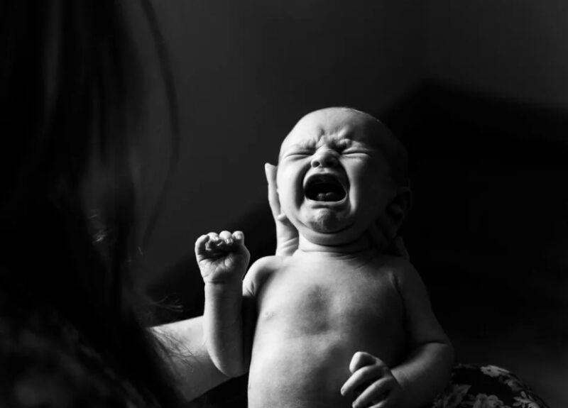 Toen mijn zoon het podium overstak met een baby in zijn armen, raakte zijn boodschap iedereen in de zaal