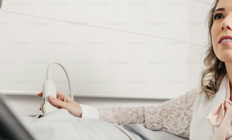 Πήγα σε άλλον γιατρό για να ηρεμήσω κατά τη διάρκεια της εγκυμοσύνης — αλλά η αντίδρασή της άλλαξε ολόκληρη τη ζωή μου