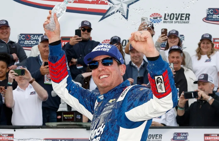 Ο θρύλος του NASCAR, Κάιλ Μπους, πέθανε στα 41 του μετά από ξαφνικό πρόβλημα υγείας — Όσα γνωρίζουμε μέχρι στιγμής