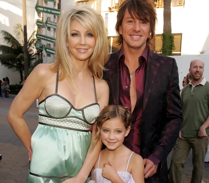 Η κόρη της Heather Locklear, Ava, παντρεύτηκε με ένα εντυπωσιακό φόρεμα και προκάλεσε αντιδράσεις λόγω της τολμηρής επιλογής της