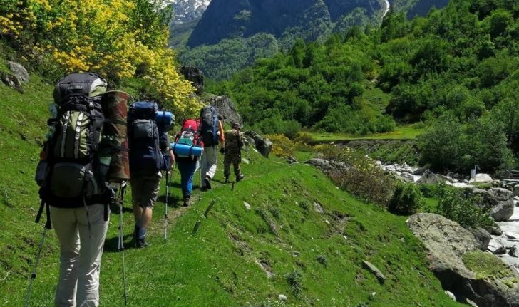 Πλήρωσα οικογενειακές διακοπές για τα 35α γενέθλια του άντρα μου — και ξύπνησα για να ανακαλύψω ότι με είχαν αντικαταστήσει με «μια άλλη καλεσμένη».